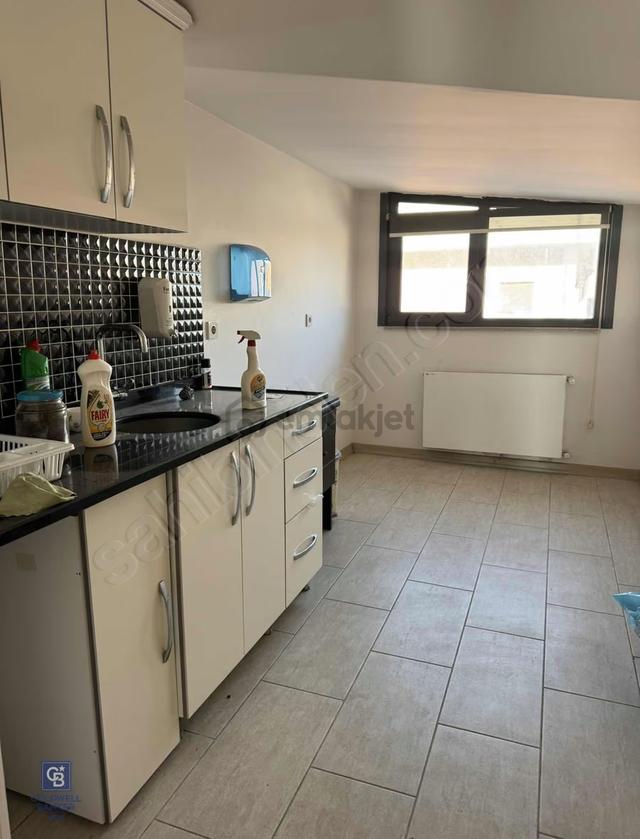 Belediyenin Karşısı Dubleks Kiralık Ofis Katı 3