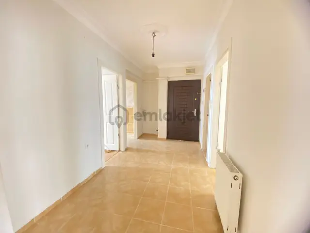 Reşadiye Mahallesi 3+1 Acil Satılık Daire 4