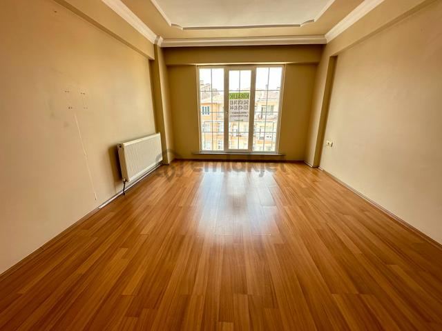 Arslanbeyden Çorlu Merkezde 2+1 Ara Kat Kiralık Daire 4