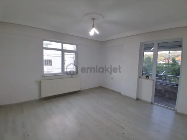 Vavien Emlak'tan Geniş 4+1 Pazarsuyu Mahallesinde Kiralık Daire 2