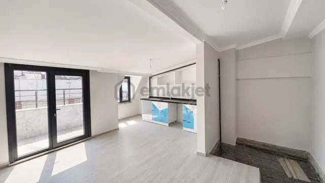 Bayrampaşa Vatan Mahallesi'nde Sıfır 4+2 Dubleks Daire 5