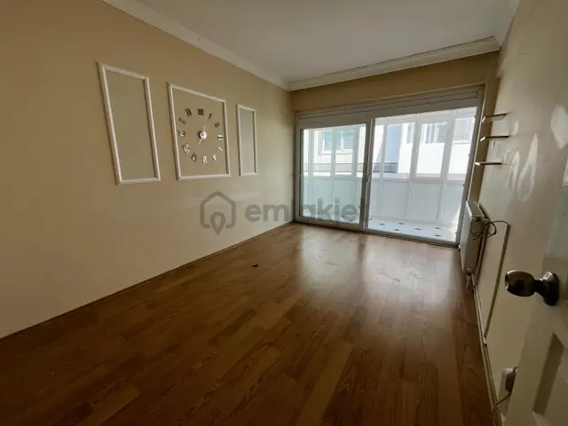 Çarşı Merkezde 3+1 145 M2 Kiralık Daire 5
