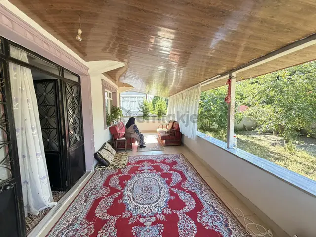 Sakarya Akyazı Vakıf'ta Satılık İki Katlı Bina Takasa Açık 3