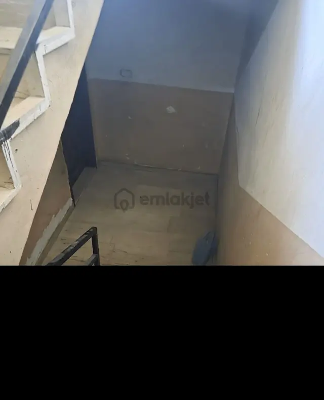 Sakuradan Acilll Satılık Müstakil Bina 3
