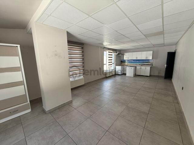 Krc'den Tıp Fakültesi Cad. Üzerinde Komple Kiralık Bina!! 2