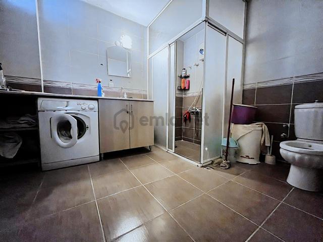 Nazilli'nin Merkezinde Köşe Başı İki Daire Ve Altında Mağazası 5