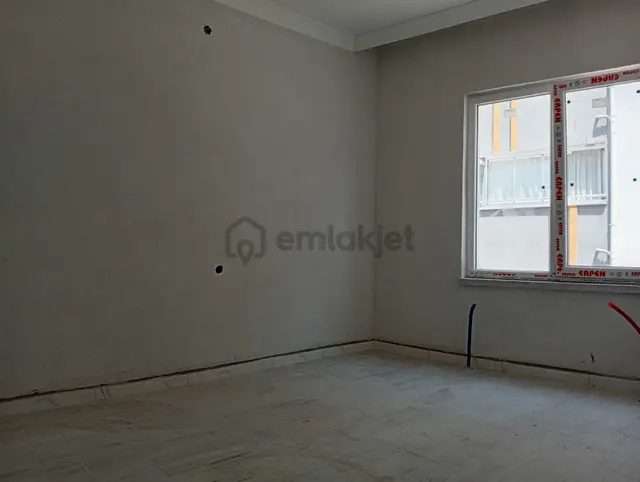 Edirne Medresealibey Mah'de Yenilenmiş Satılık 2+1 Daireler 2