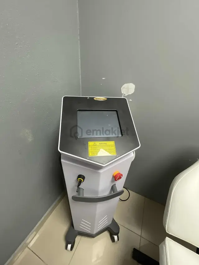Devren Kiralık Hazır Müşterili 100 M² Kadın Kuaförü 5