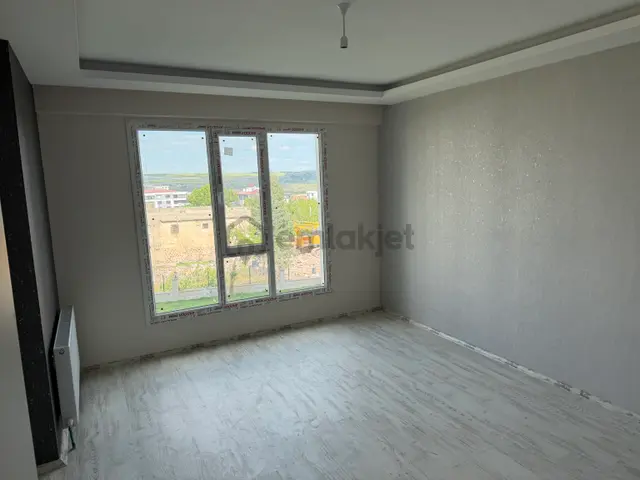 Birtane Gayrimenkul’den 450 Evlerde 2+1 Satılık Daire 3