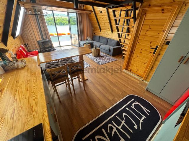 Havuzlu Bungalovlu Göl Manzaralı Lüks Yaşam Gölköy Mevki 4