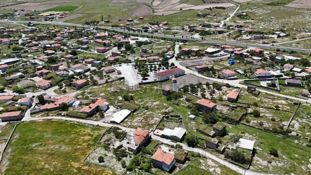 İncesu Garipçe De Satılık Manzaralı Tek Tapu Villa Parseli 3
