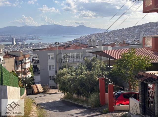 Bornova Atatürk Mahallesinde 158 M2 Satılık İmarlı Arsa 2