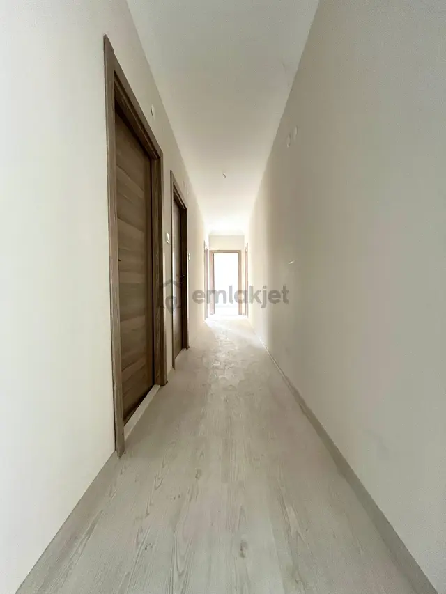 Alcı Mah.'de Tapulu İskanlı Full Yapılı Arakat 3+1 Satılık Daire 5