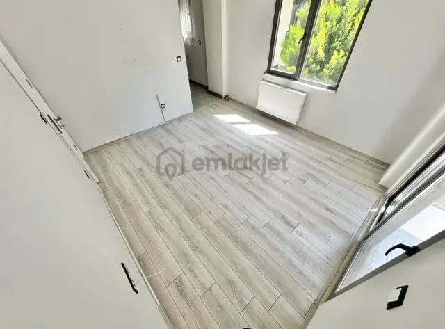 ꧁yetkili Ay Emlaktan꧂akçay'da Müstakil Tadında Denize Yakın Ebeveyn Banyolu Satılık 1+1 Lüks Daire 5