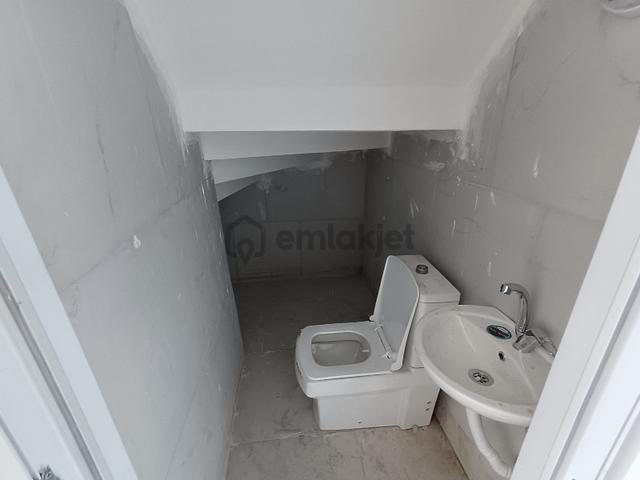 Çerkezköy'de Kiralık 150m² Ticari Dükkan 2