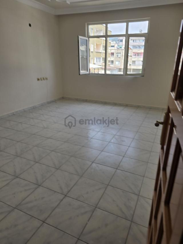 Sönmez Gayrimenkul`den Çarşı Merkezinde 3+1 Kiralık Daire 4