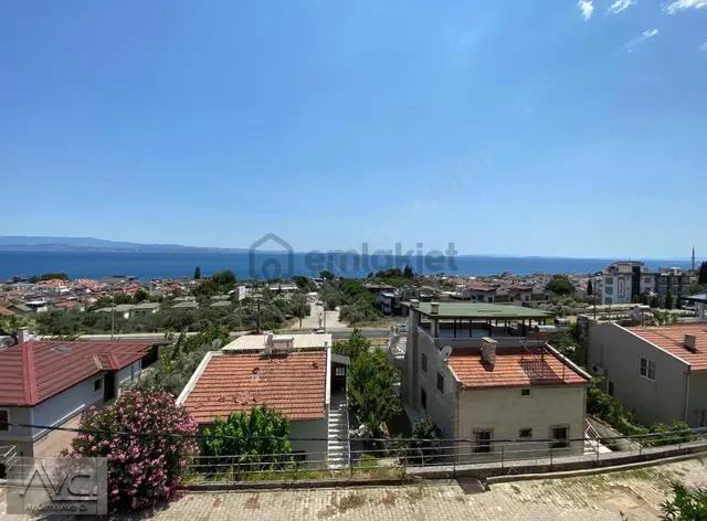 Avcıdan Deniz Manzaralı Bahçeli Teraslı Eşyalı 2+1 Kiralık Daire 4