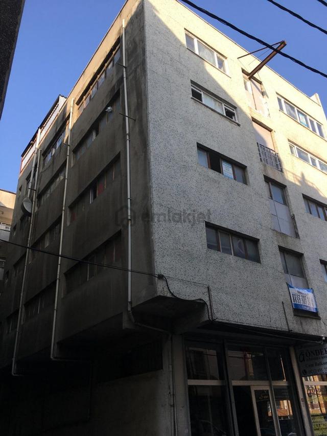 Barbaros'ta Kiralık 4 Katlı İskanlı İş Yeri 5