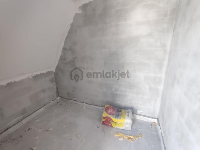 Ümraniye Metroya Yakın 4+1 Dubleks 140m2 Sıfır Daire Otoparklı 4