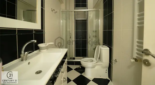 C21 Cius; Dr.ziya Kaya Mh. Kapalı Pazar Yanı Damlakent Sitesi 2