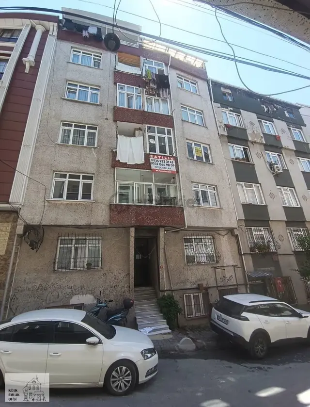 Esenler Nine Hatun Camii'ne Çok Yakın 2+1 Acil Satılık Daire 1