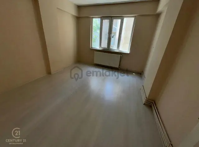 Century21 Bal'dan Çarşıya Yürüme Mesafesinde Kiralık 2+1 Daire 2