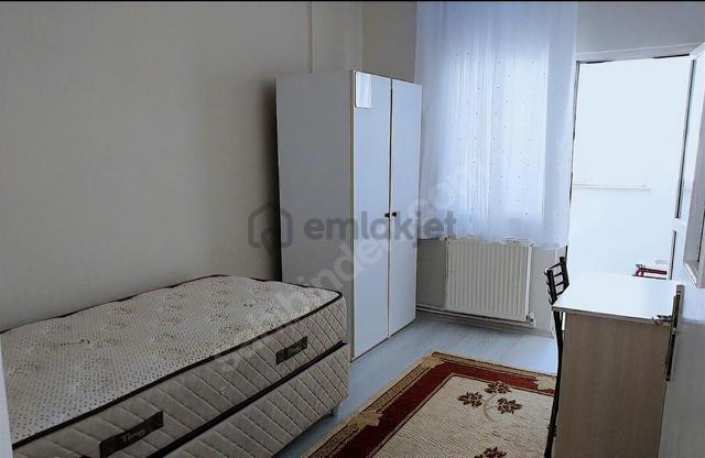 Edirne 15 Temmuz Parkı Sokağında Kiralık Eşyalı 2+0 4