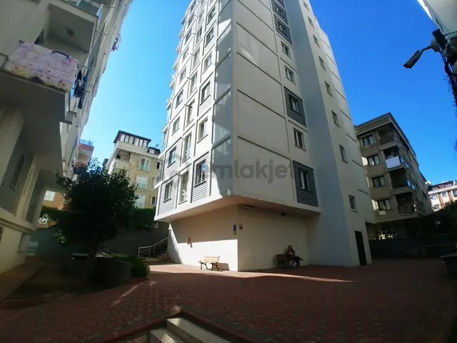 Adress Life Olgun'dan İkbal Cad.yakını Site İçinde 1