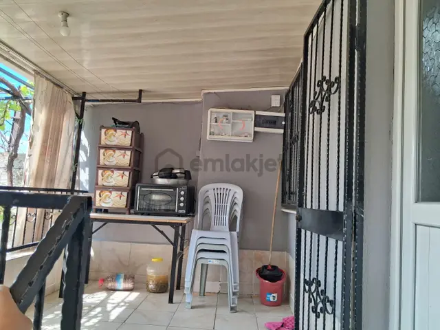 Konak Levent Mahallesinde Teraslı, Bakımlı 2+1 Müstakil Daire 2