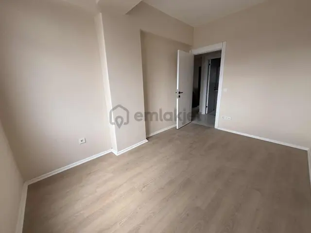 Tavşantepe Next Metro Projesi E5'e Cephe 75m2 2+1 Satılık Daire 2