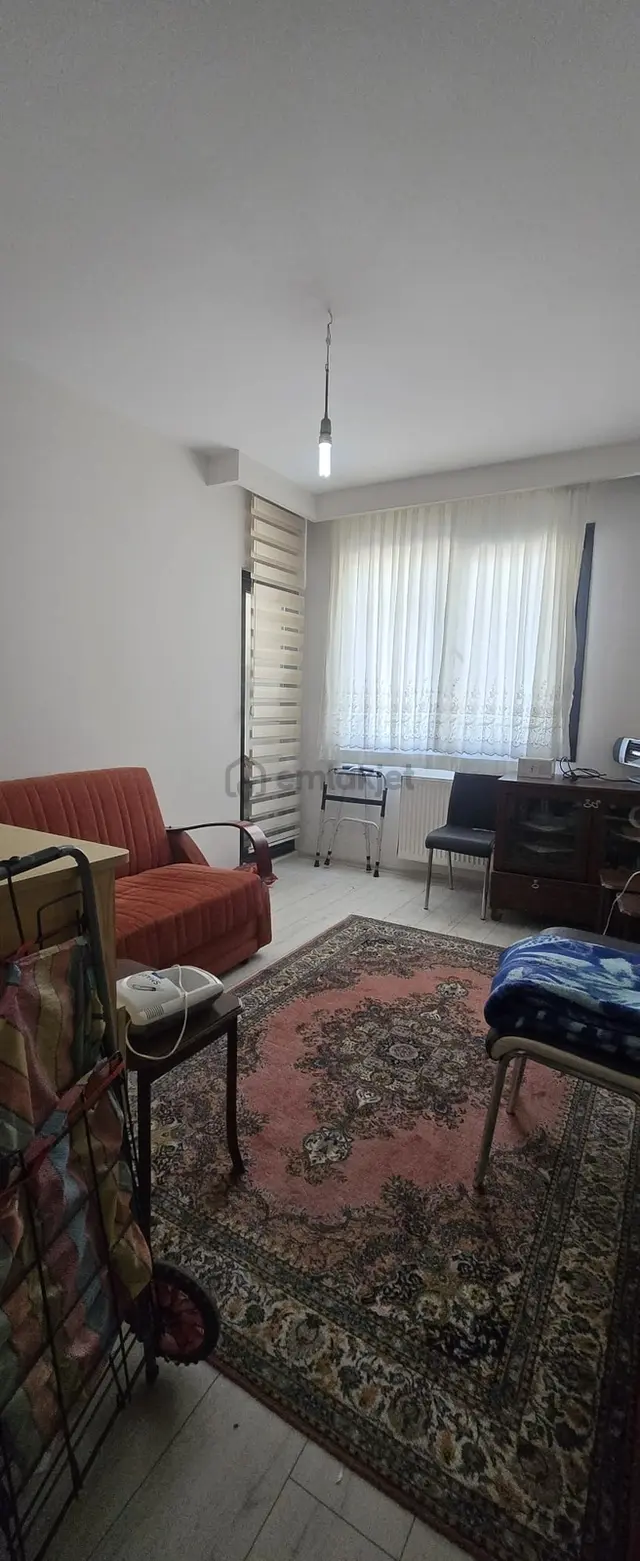 Karşıyaka Şemikler Ordu Bulvarı Yakını Merkezi Satılık 2+1 Daire 2