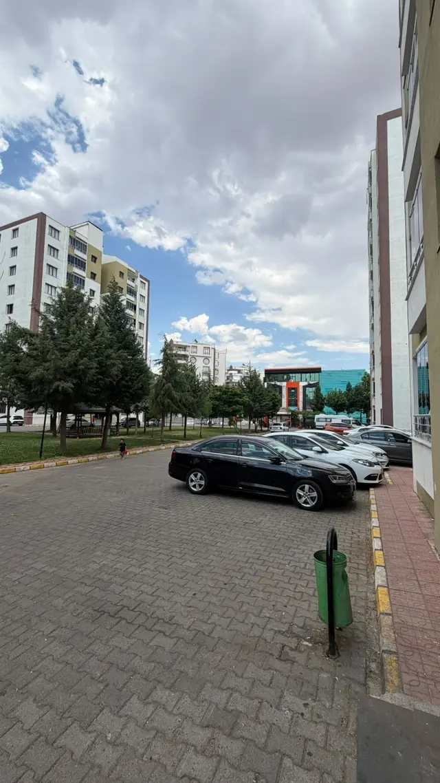 Üçkuyu Gayrimenkulden Bagcılar Da Nurka Enç Kalitesyle 2+1 Daire 2