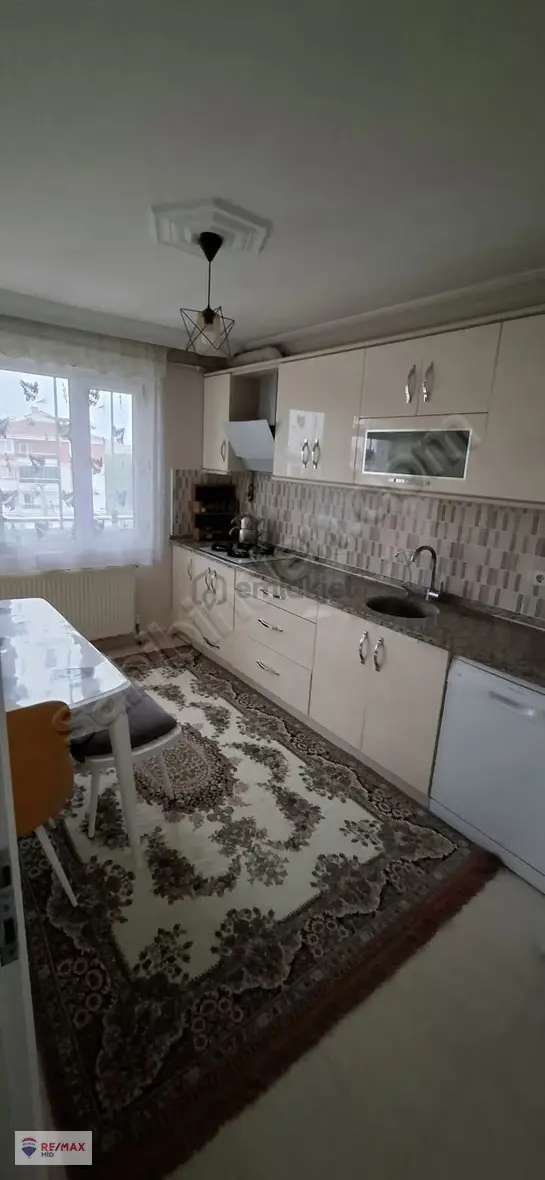 Remax Mid'den Plevne Mah.nde 3+1 Kiralık Daire 4