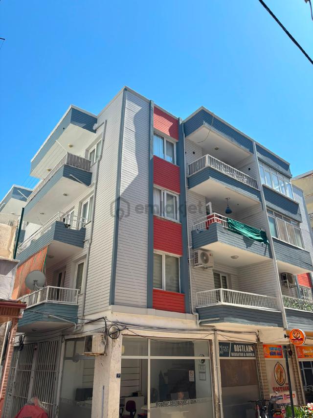 Turyap'tan Didim Merkezde Geniş Ara Kat Gömme Mutfak 2+1 Daire 1