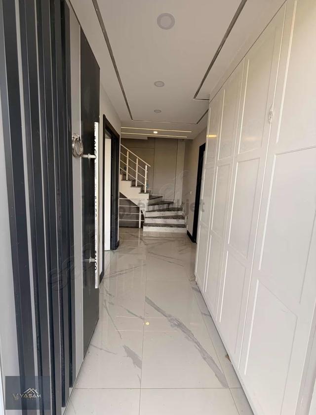 5+1 175m2 Sıfır Lüks Villa!! 3