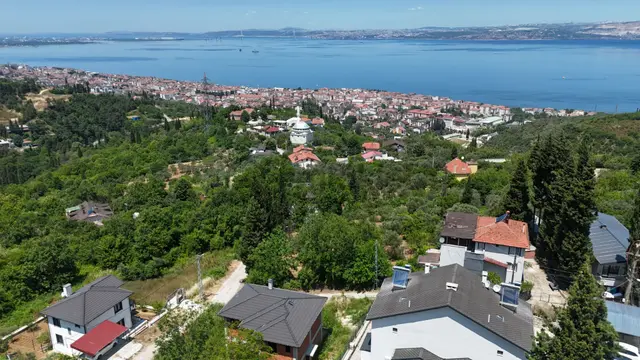Karamürsel'de Proje + Ruhsat Hazır 4 Villalık Arsa 4