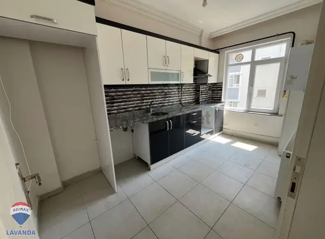 Re/max Lavanda'dan Süleymanpaşa Vatan Mah. 2+1 Kiralık Daire 5