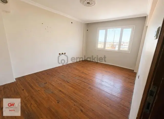 Gültepe Ulubatlı Mahallesi Satılık 2+1 Daire 3
