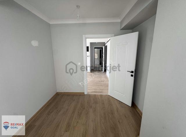 Marmara Üniversitesi Dibinde Büyük 2+1 Kapalı Mutfak Daire 3