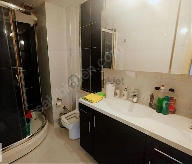 Kozyatağı 19 Mayıs Mah. İnönü Caddesinde 2+1 Satılık Daire 4
