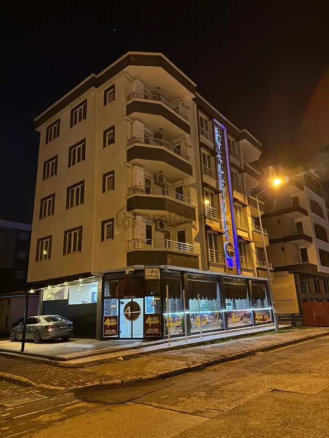 Sahile Yürüme Mesafesinde 2+1 Klimalı Lüks Daireler 1