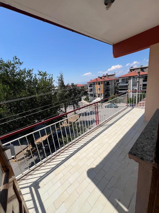 Zeytinköy Mah Yeniyol Altı Çift Balkonlu Kiralık 3+1 Daire 4