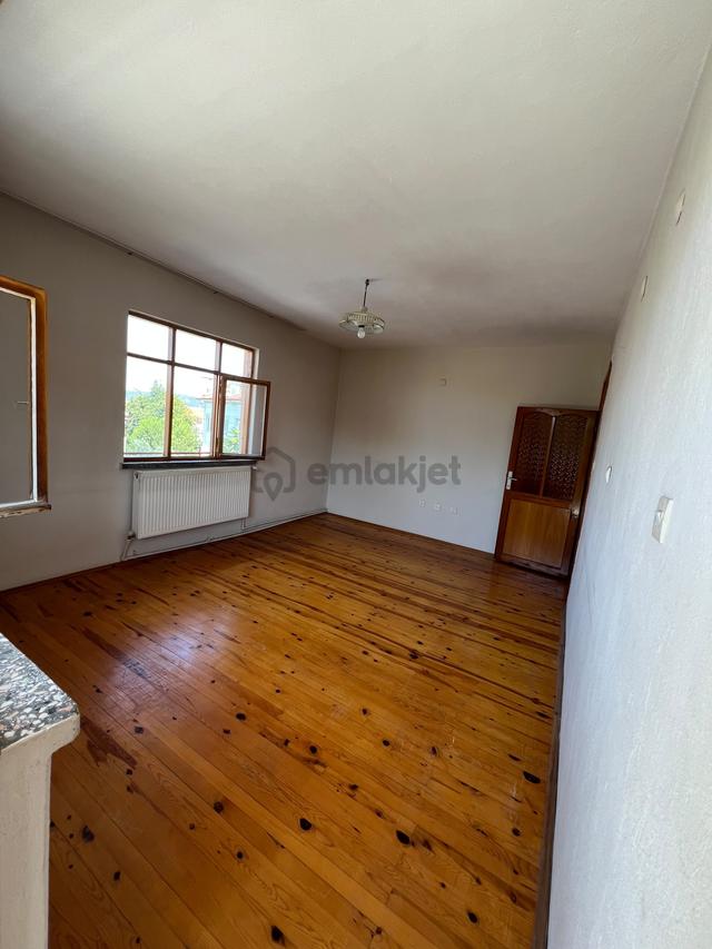 Zeytinköy Mah Yeniyol Altı Çift Balkonlu Kiralık 3+1 Daire 2