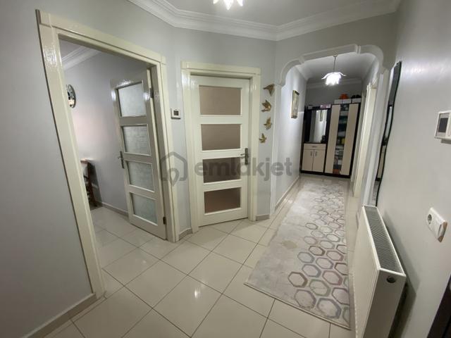 Zenith Real Estate Satılık Karesi Milli Eğitim Yanı 3+1 Daire 2