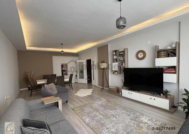 Truva/gökdelen Böl Havuzlu Geniş İskanlı Arakat Cam Balkon 4+1 3