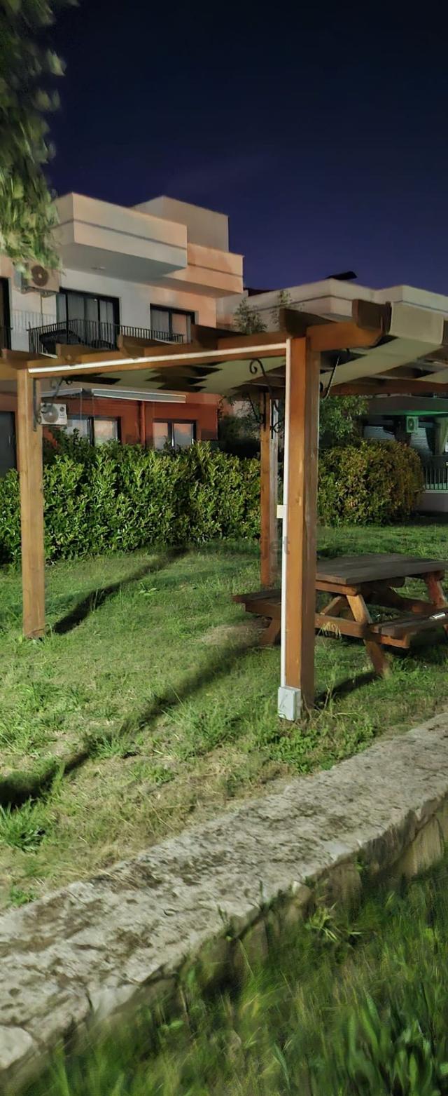 Kuşadasında Müstakil Tanında 2+1 Satılık Bahçesi İşli Bahçe Katı Daire 2