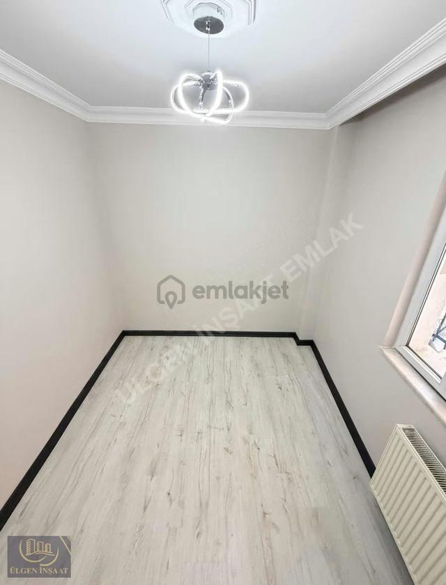 Ülgen İnş Gazi Mah Satılık Bahçe Katı Vega Avm 2 Dakika 75.yıl 5