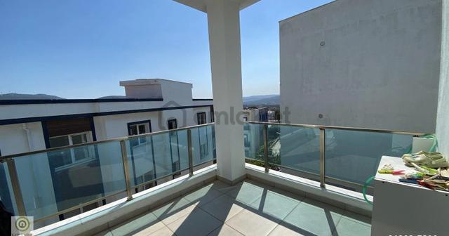 Mumcularda Geniş Balkonlu, Ferah Ve Masrafsız 3+1 Kiralık Daire 1