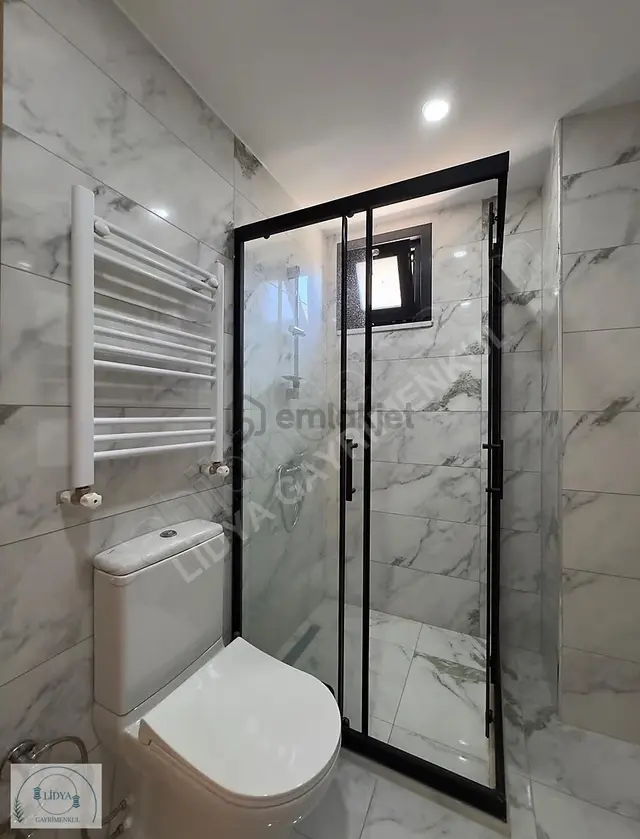 Kayışdağı Mh Lüx Dizayn Geniş Ara Kat Fatura Dahil 1+1 5