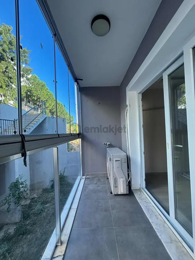 Kadınlar Denizin'de Yeni Binada Uygun Fiyatlı Satılık 1+1 Daire 3
